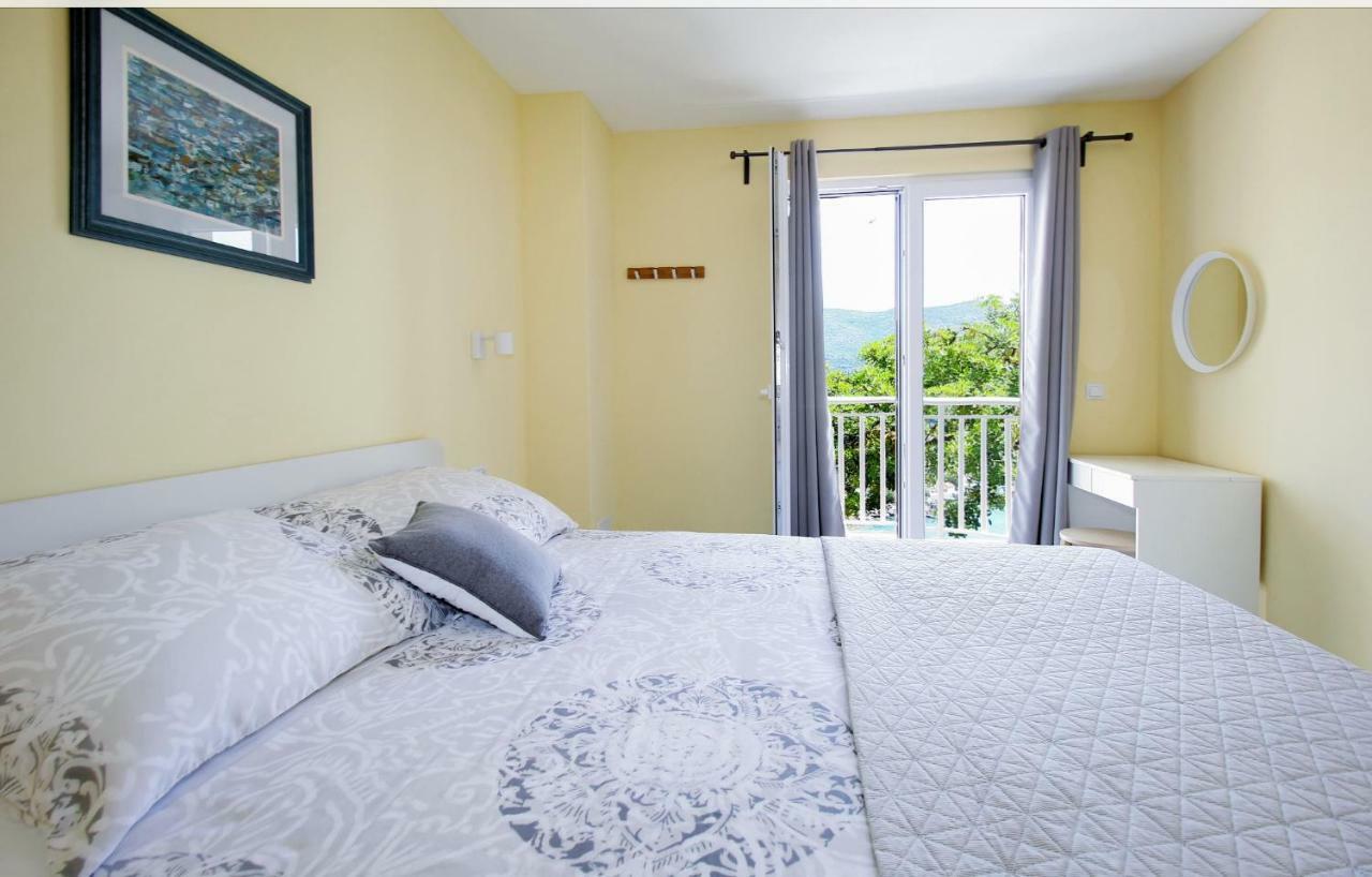 Apartment Levanat Molunat Εξωτερικό φωτογραφία